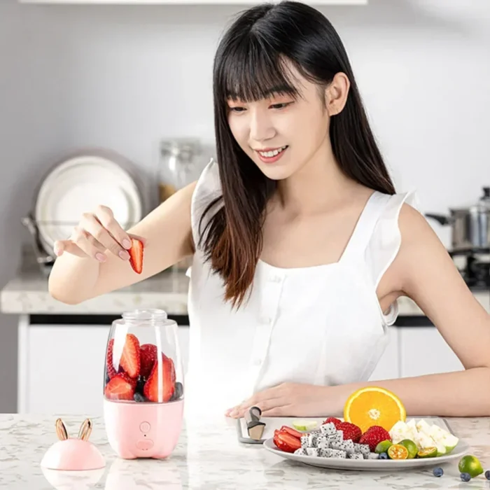 Dropshipping Lovely Rabbit Household Portable USB Rechargeable Juicer Cup Fruit Blender Mixer Portable Mini Size Fruit Juicer - Image 2