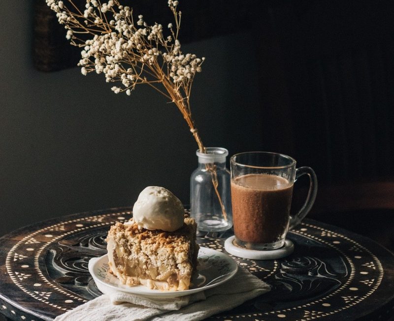 apple pie, afternoon tea, table setup, baked goods, apple crumble, iced coffee, dessert
